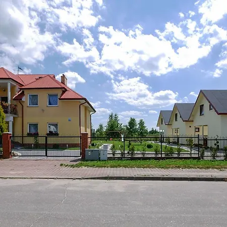 Bed & Breakfast Aparts Care Wilaneska *